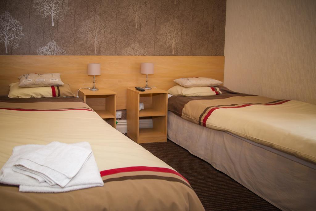 The Penrhyn Hotel Blackpool Bagian luar foto