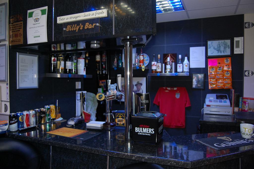 The Penrhyn Hotel Blackpool Bagian luar foto