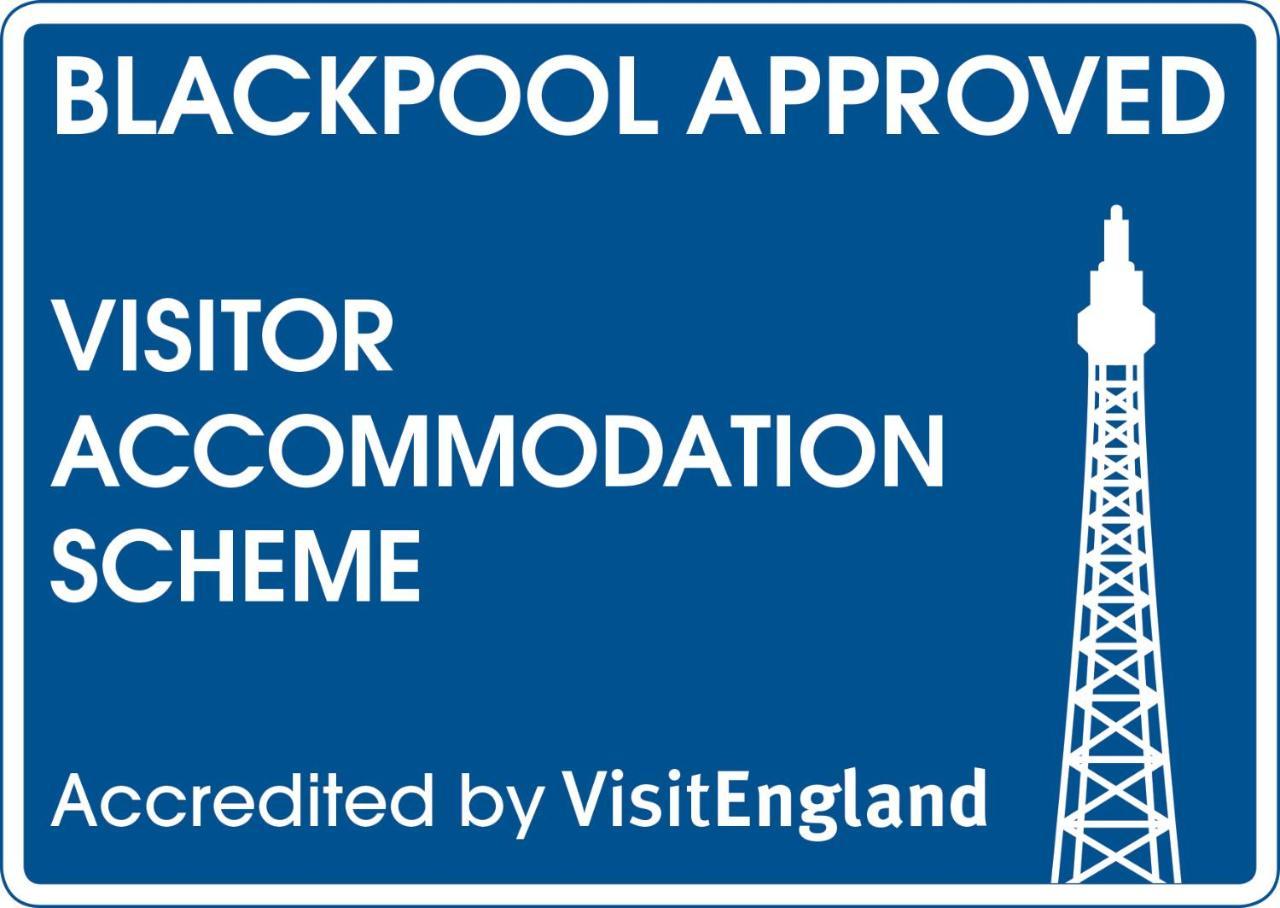 The Penrhyn Hotel Blackpool Bagian luar foto