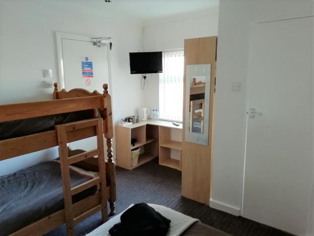 The Penrhyn Hotel Blackpool Bagian luar foto